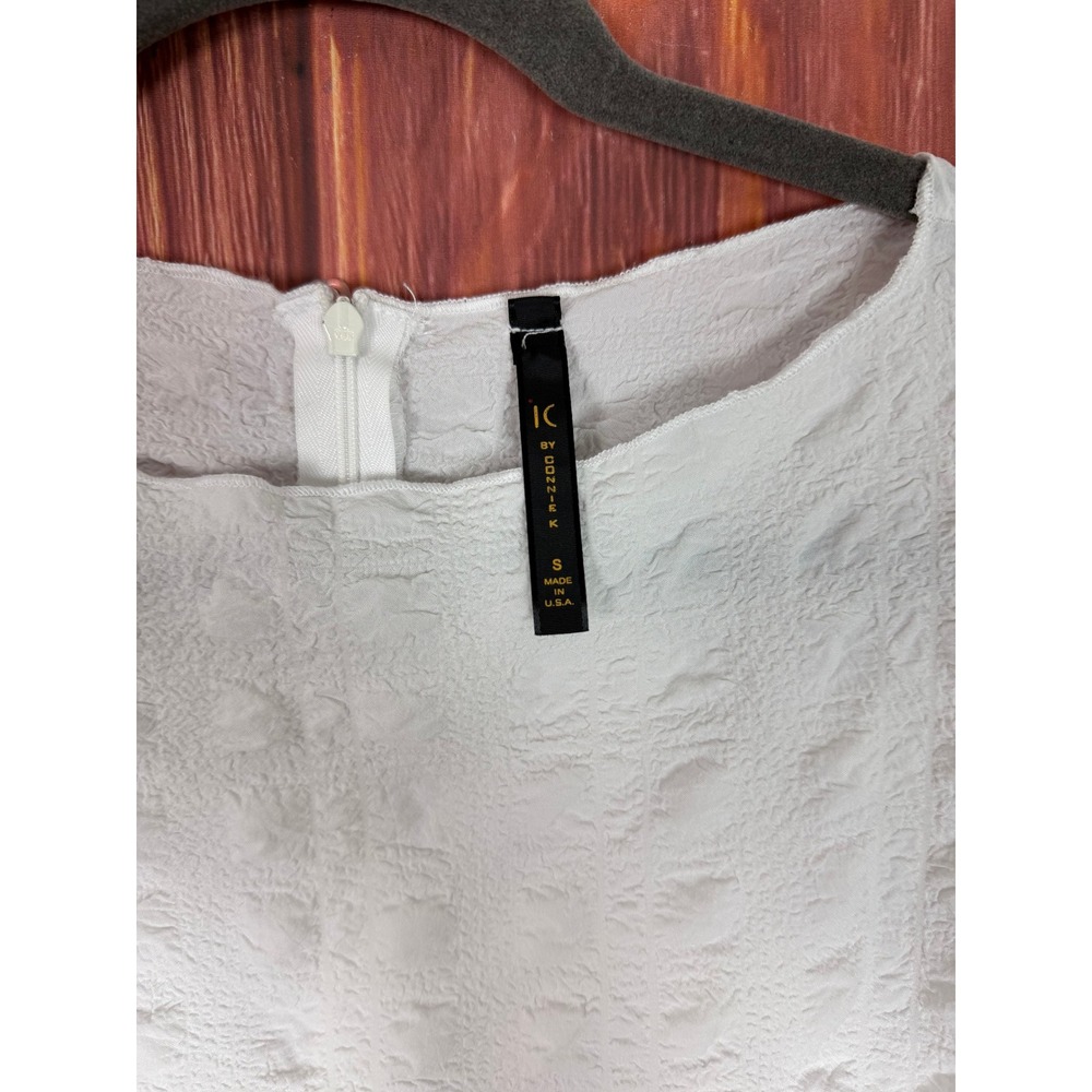 IC by Connie K Womens Small White Textured Asymmetrical Handkerchief Hem Top - Picture 5 of 7